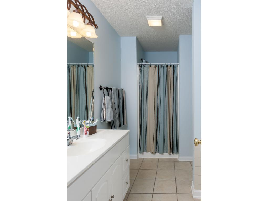 1003 Cherokee Road Johnson City, TN 37604 - Photo 13 of 24 Master Bath