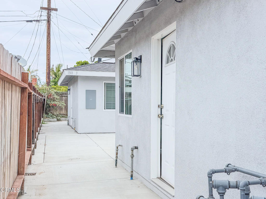 1301 Kingswood Way, Unit 2 Oxnard, CA 93030 - Photo 17 of 18