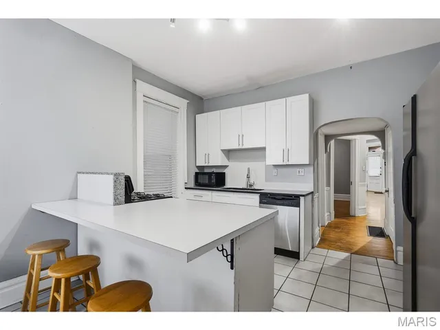 $249,900 | 2121 Utah Street, St. Louis, MO 63118