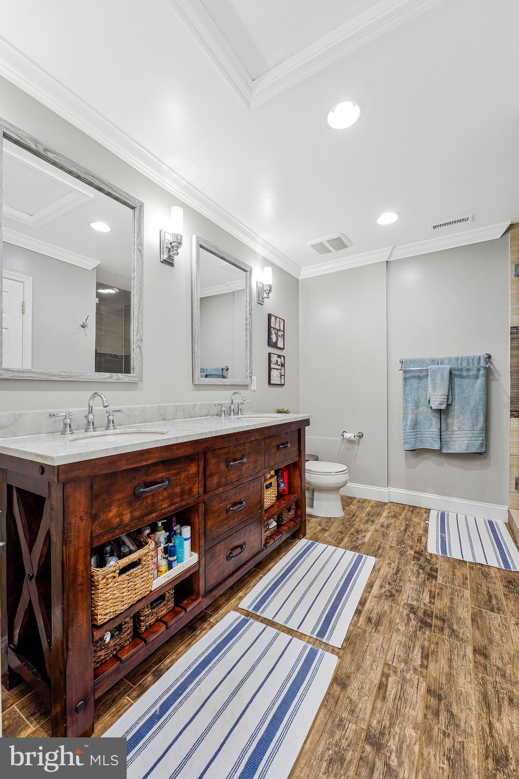 10430 Heritage Landing Road Burke, VA 22015 - Photo 22 of 67