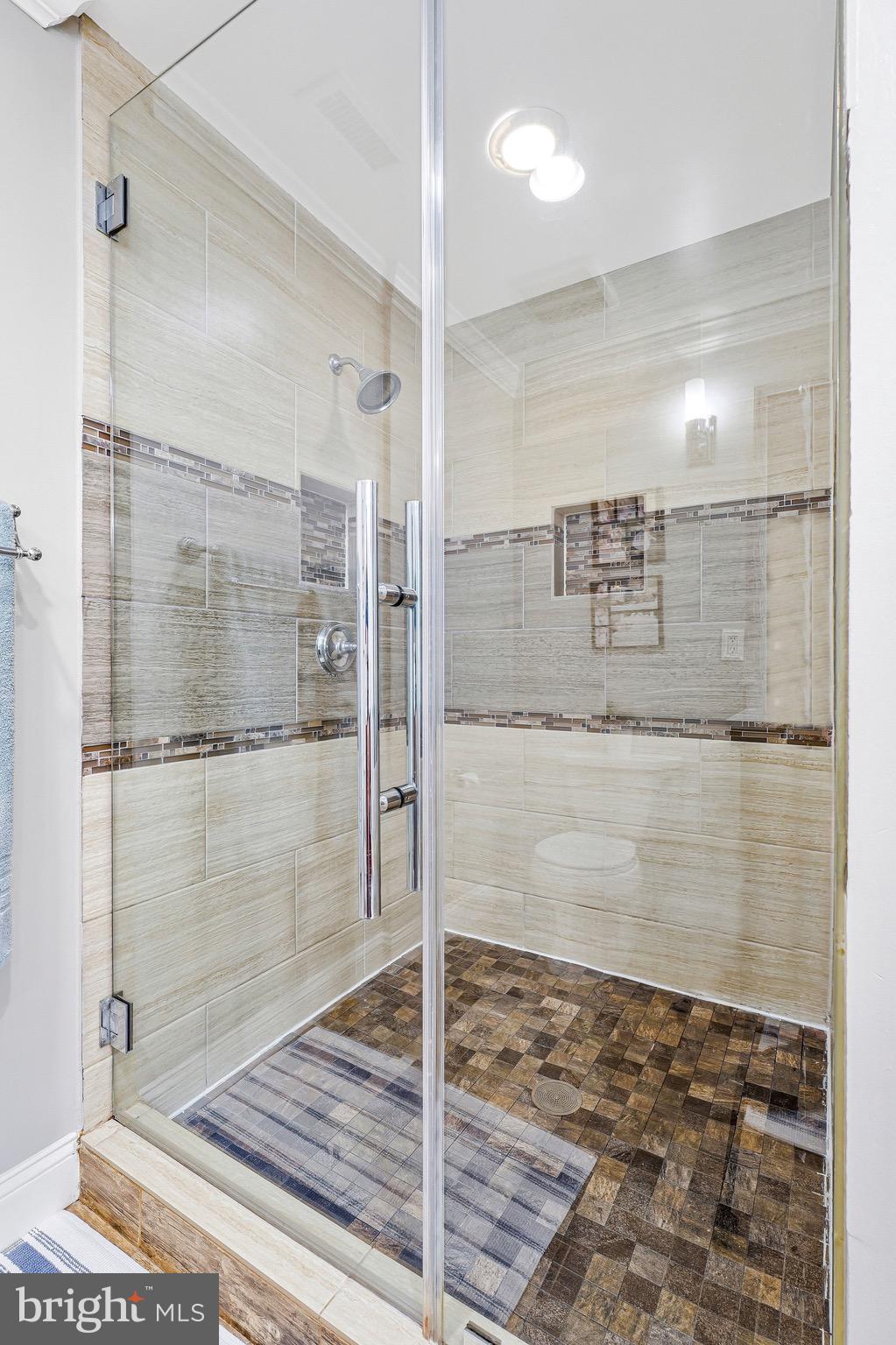 10430 Heritage Landing Road Burke, VA 22015 - Photo 23 of 67