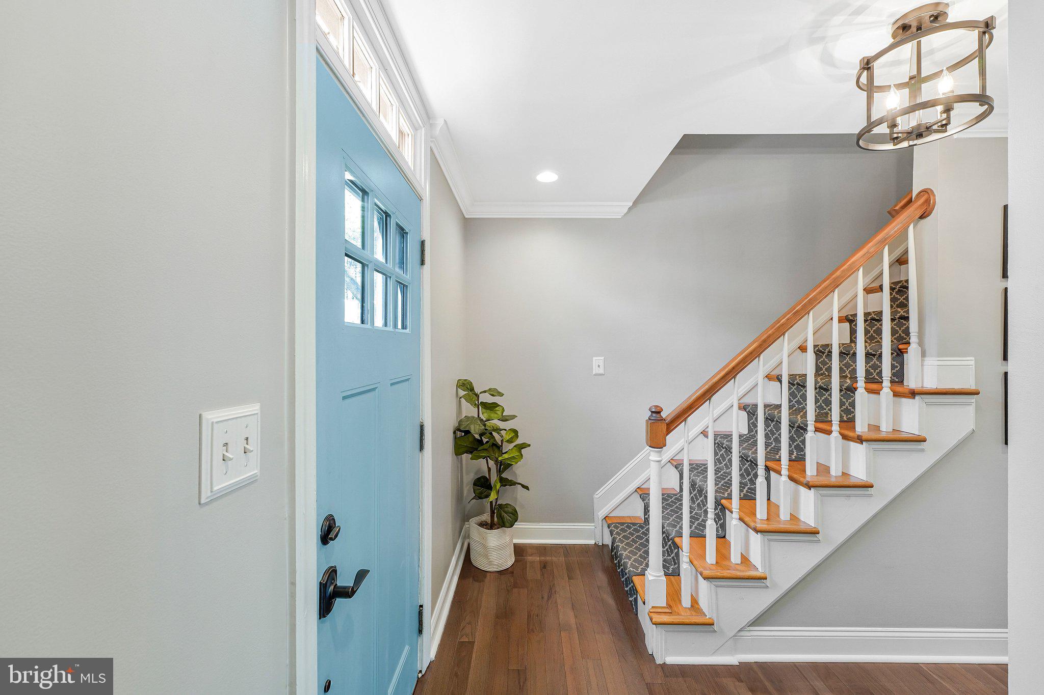 10430 Heritage Landing Road Burke, VA 22015 - Photo 4 of 67