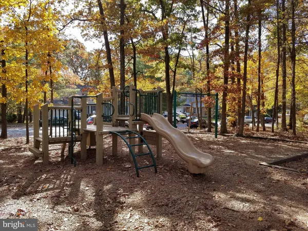$999,900 | 10430 Heritage Landing Road, Burke, VA 22015