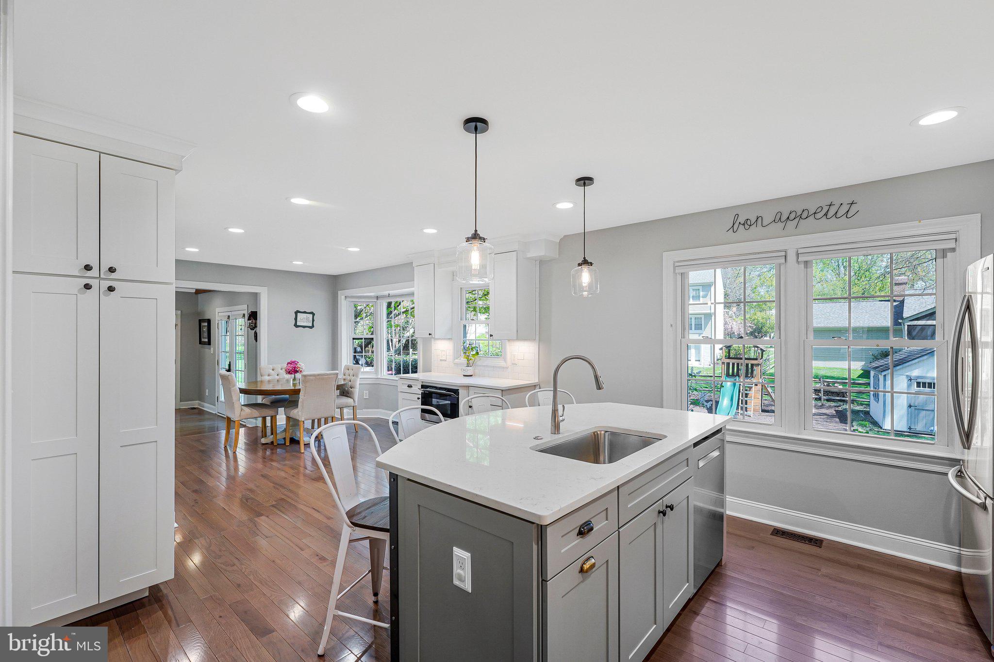 10430 Heritage Landing Road Burke, VA 22015 - Photo 7 of 67