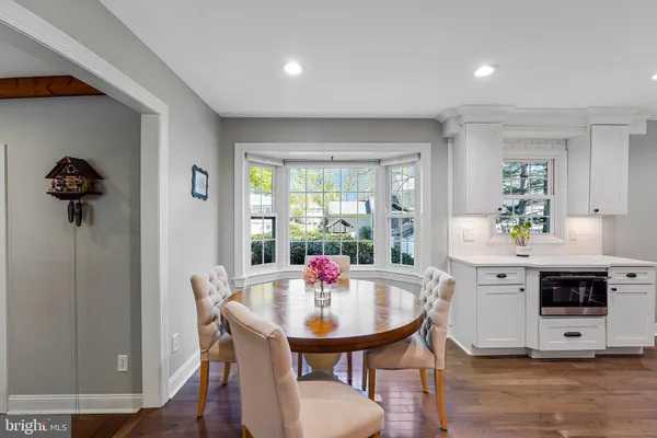 $999,900 | 10430 Heritage Landing Road, Burke, VA 22015
