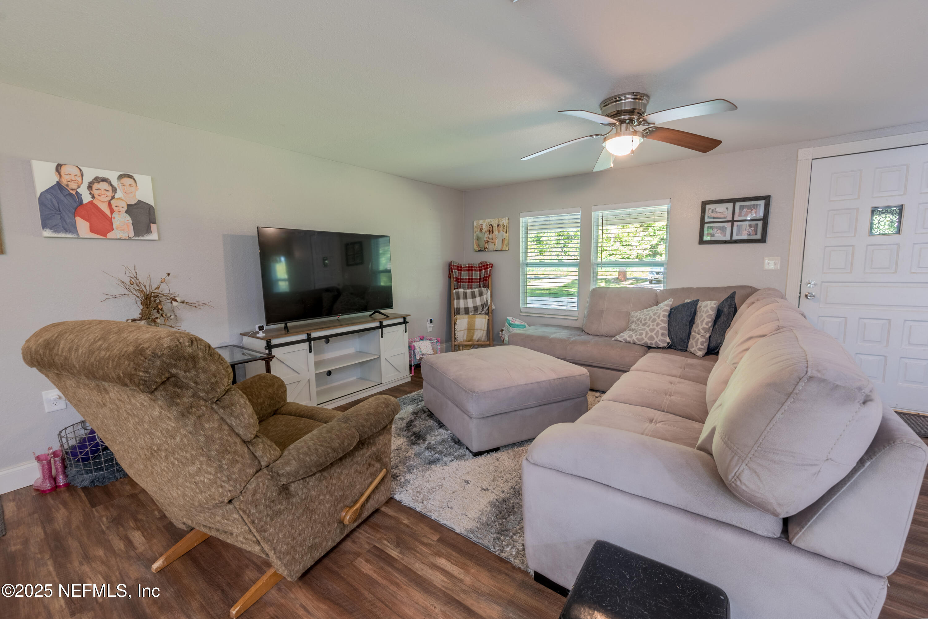 14041 Southeast 100a Road, Unit COUNTY Starke, FL 32091 - Photo 11 of 27 Living space