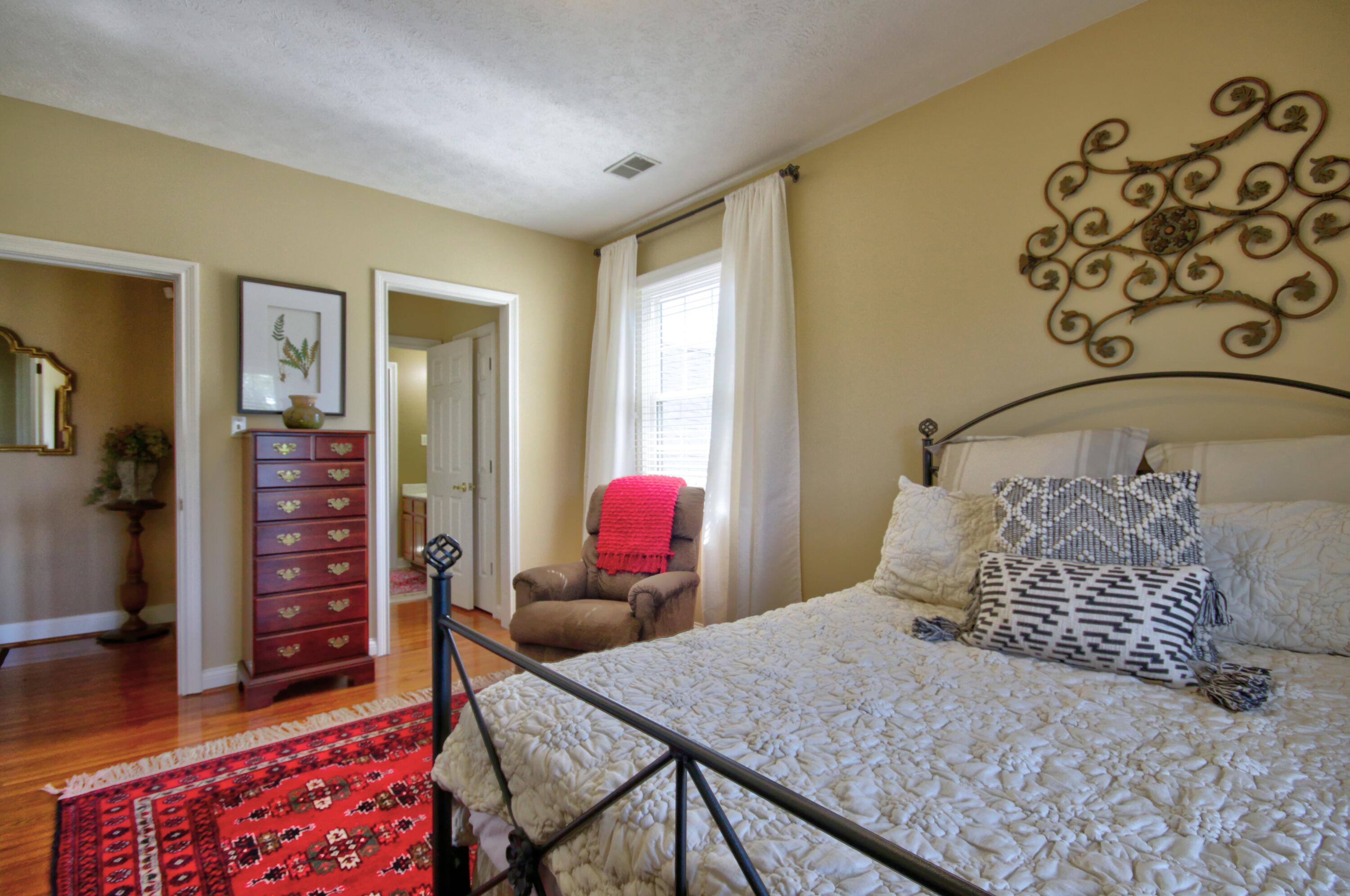 2080 Muir Station Road Lexington, KY 40516 - Photo 35 of 74 48