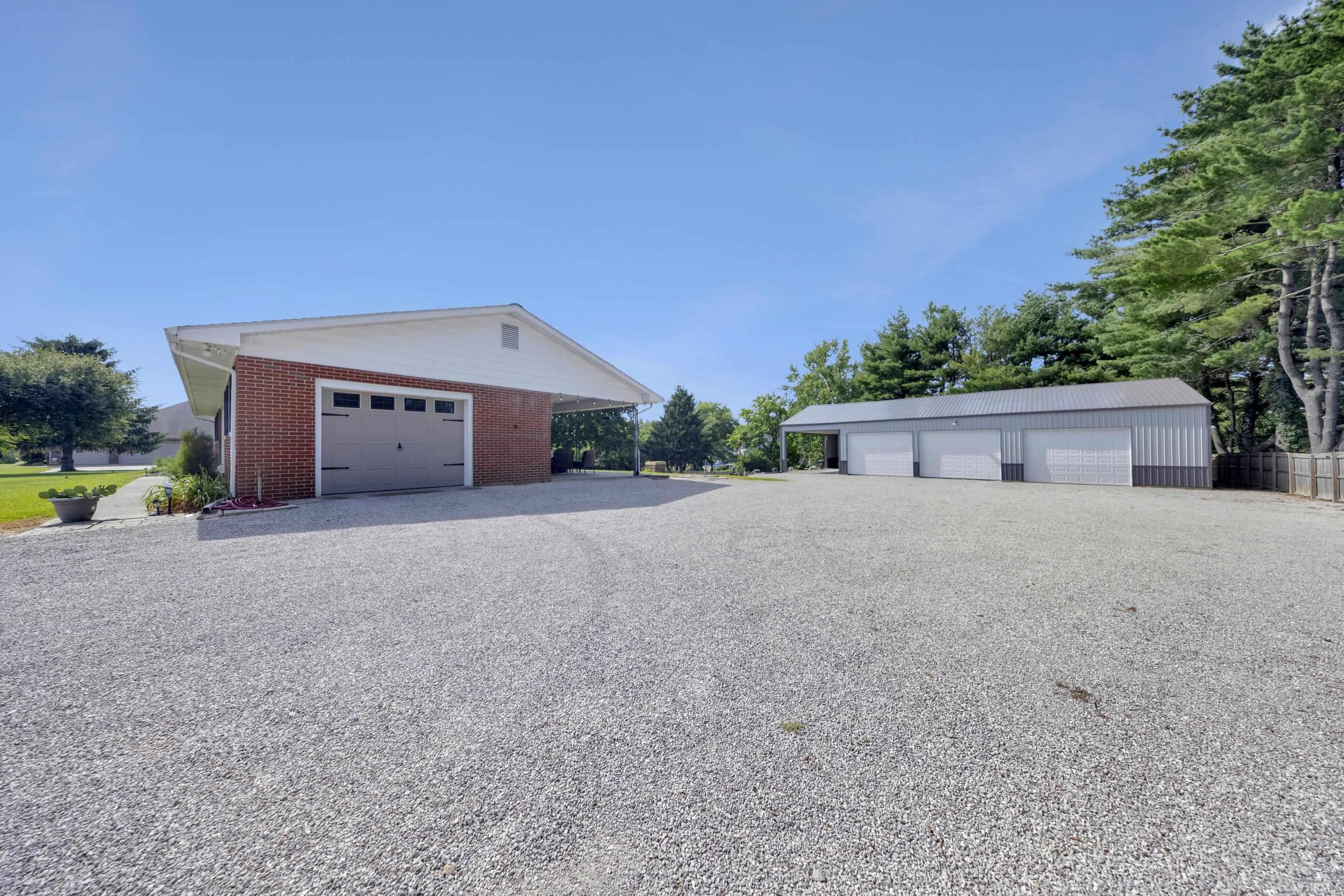 7688 South Vann Road Newburgh, IN 47630 - Photo 2 of 46