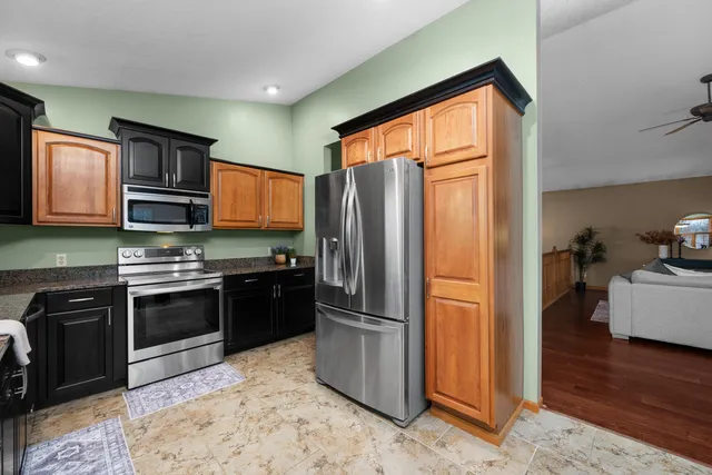 $310,000 | 2916 44th Street, Moline, IL 61265