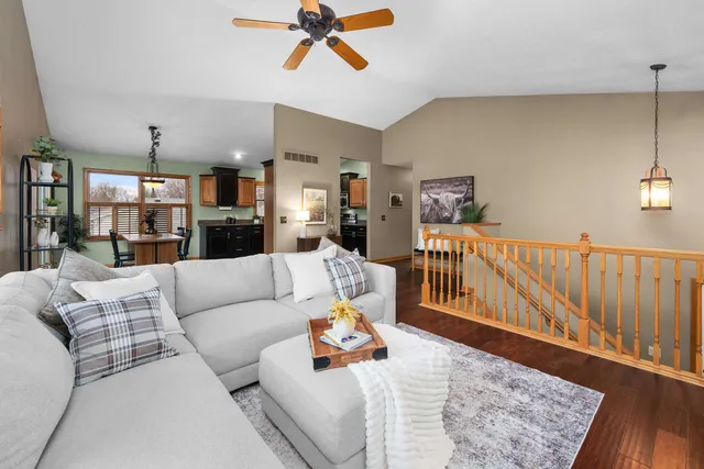 $310,000 | 2916 44th Street, Moline, IL 61265