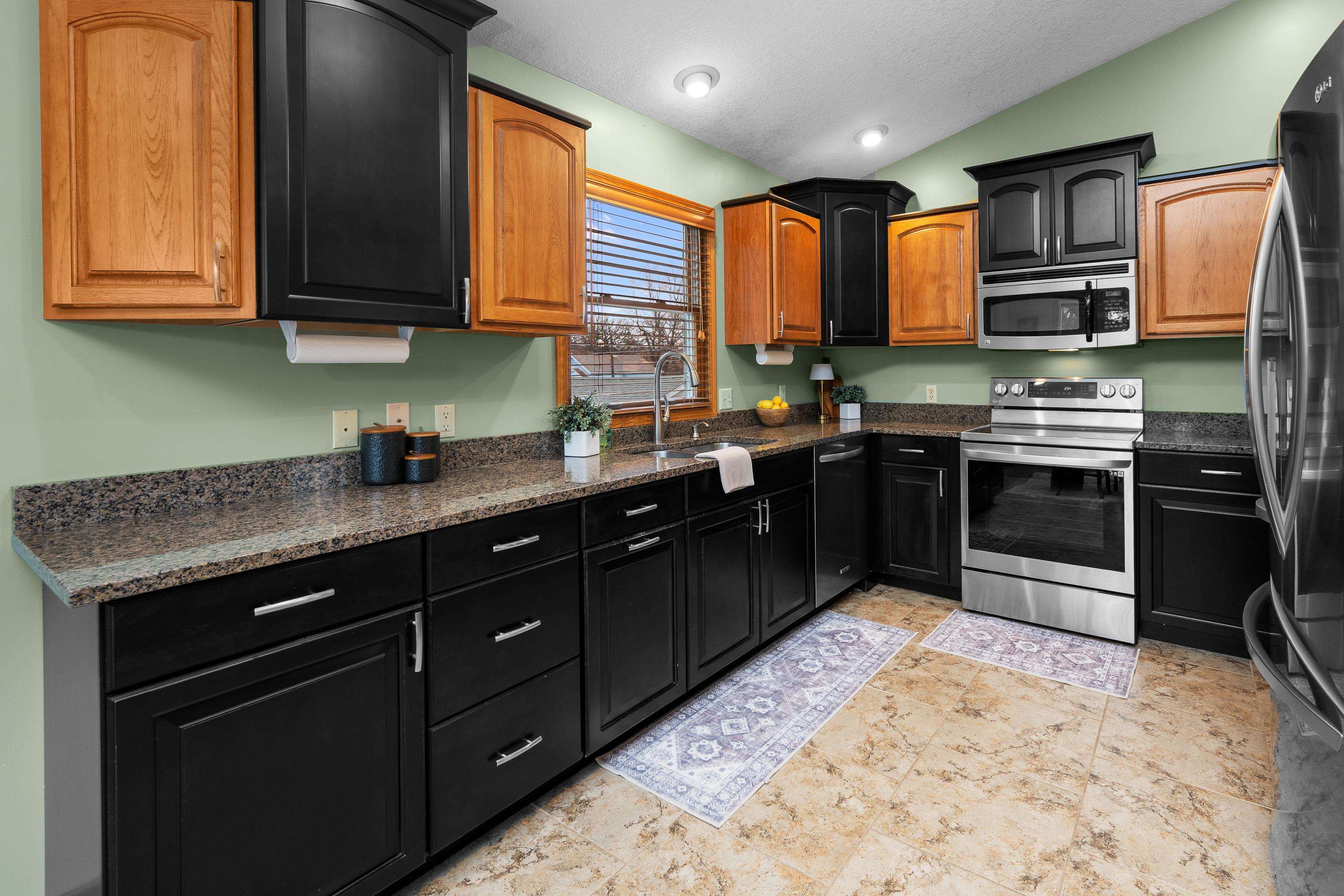 2916 44th Street Moline, IL 61265 - Photo 10 of 29