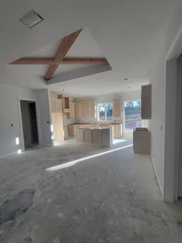 a view of empty room with window