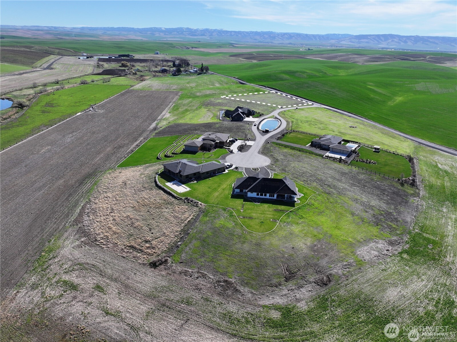 16 Bergevin Springs Road Walla Walla, WA 99362 - Photo 14 of 14 a view of a garden with lawn chairs