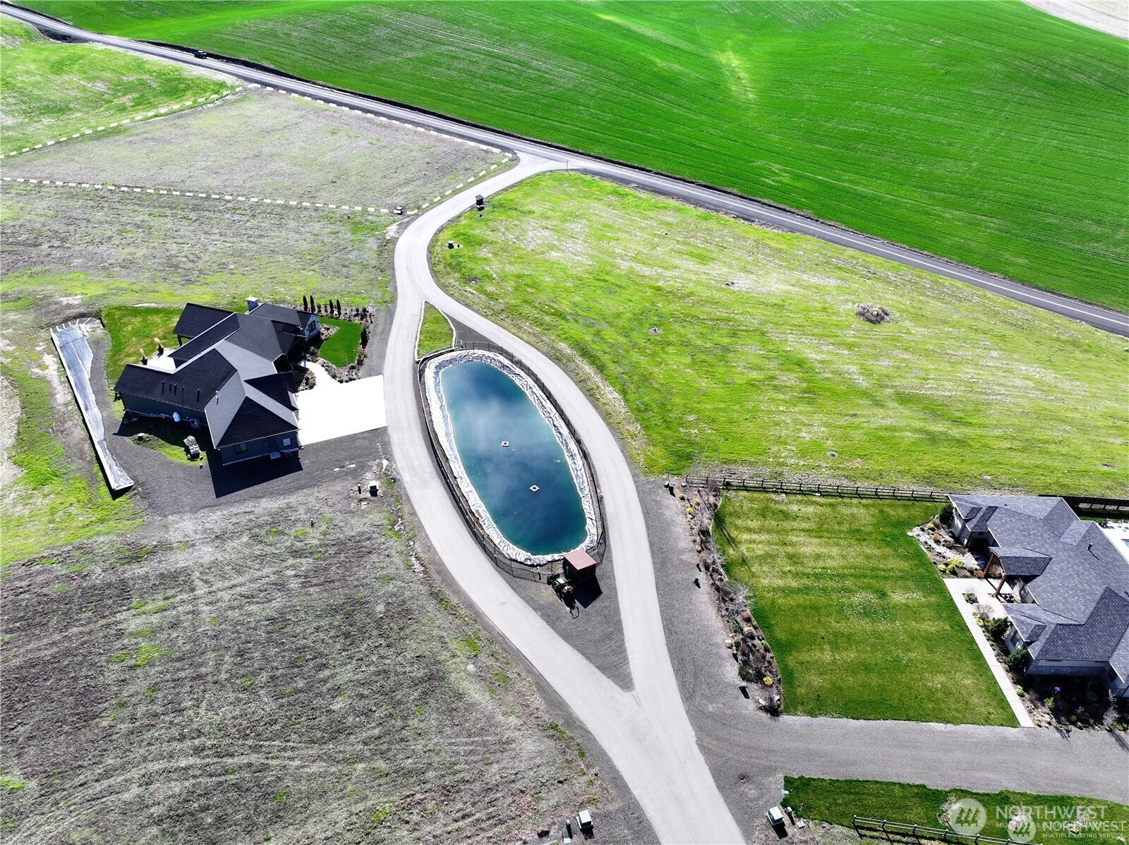 16 Bergevin Springs Road Walla Walla, WA 99362 - Photo 9 of 14 a backyard of a house with lots of green space