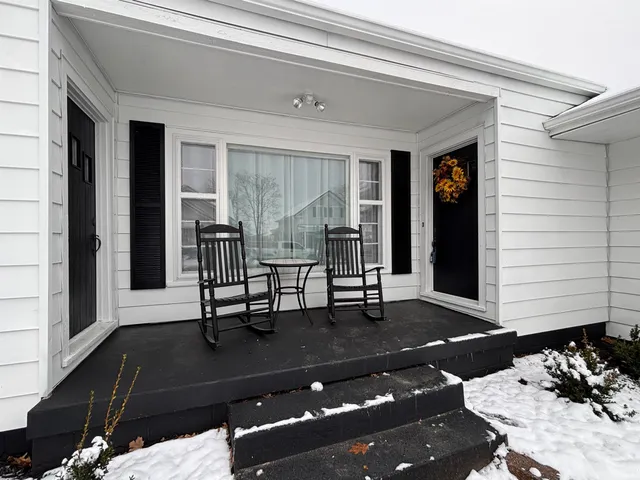 $179,900 | 704 North 9th Street, Vincennes, IN 47591