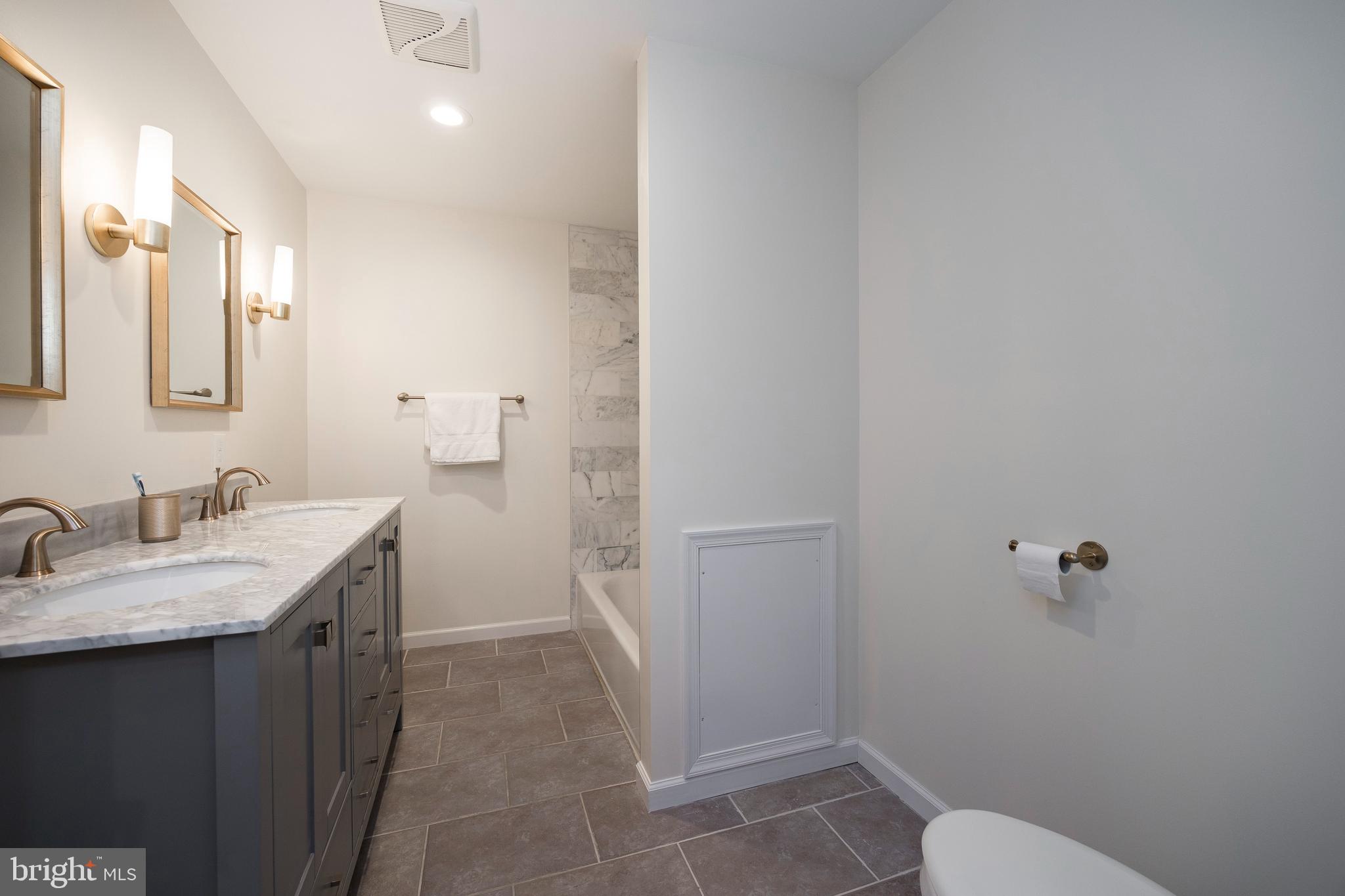 475 Corner Ketch Road Downingtown, PA 19335 - Photo 36 of 57 Hall Bathroom