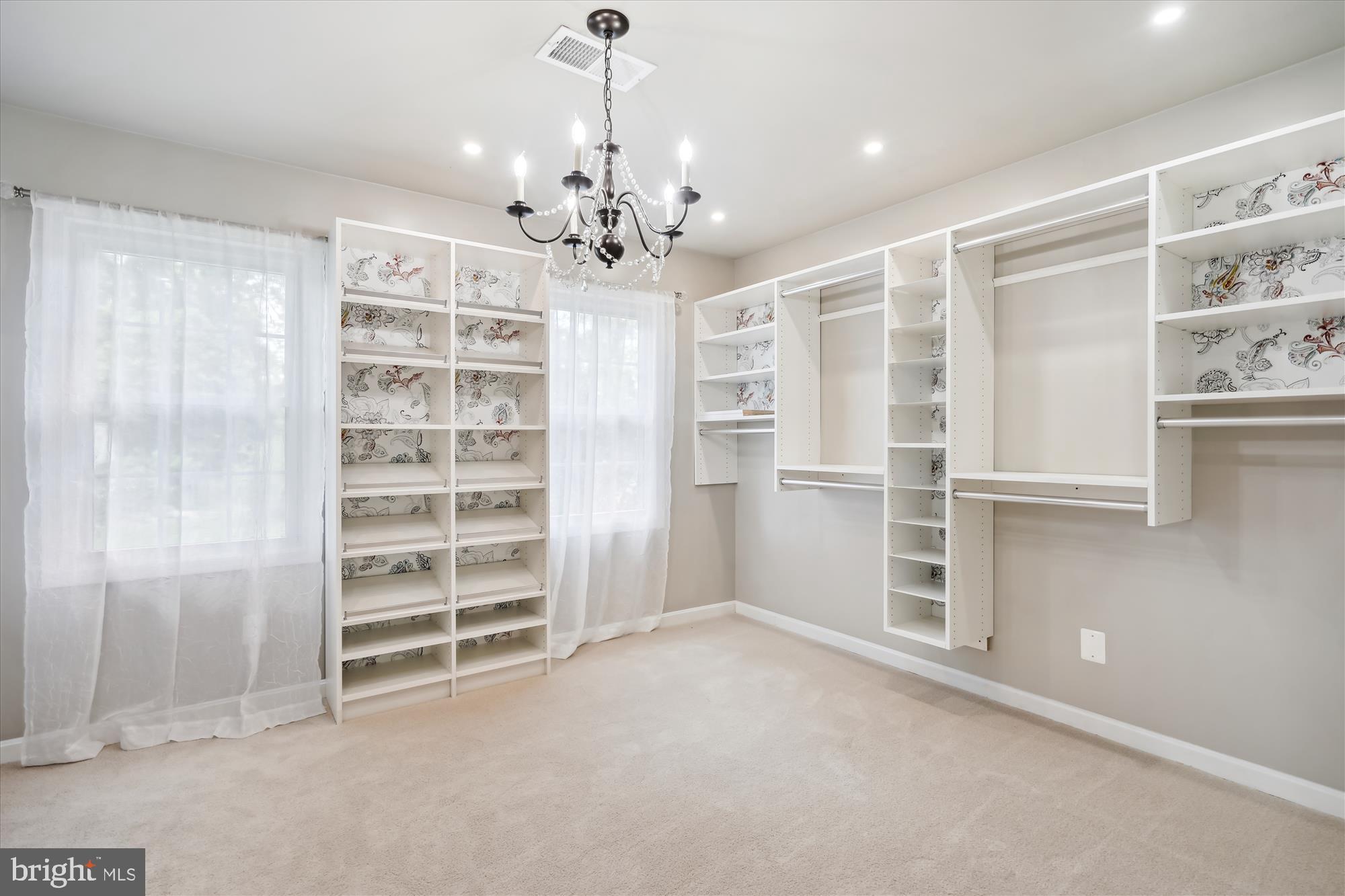 2613 Mountain Laurel Place Reston, VA 20191 - Photo 30 of 78 Sitting Room