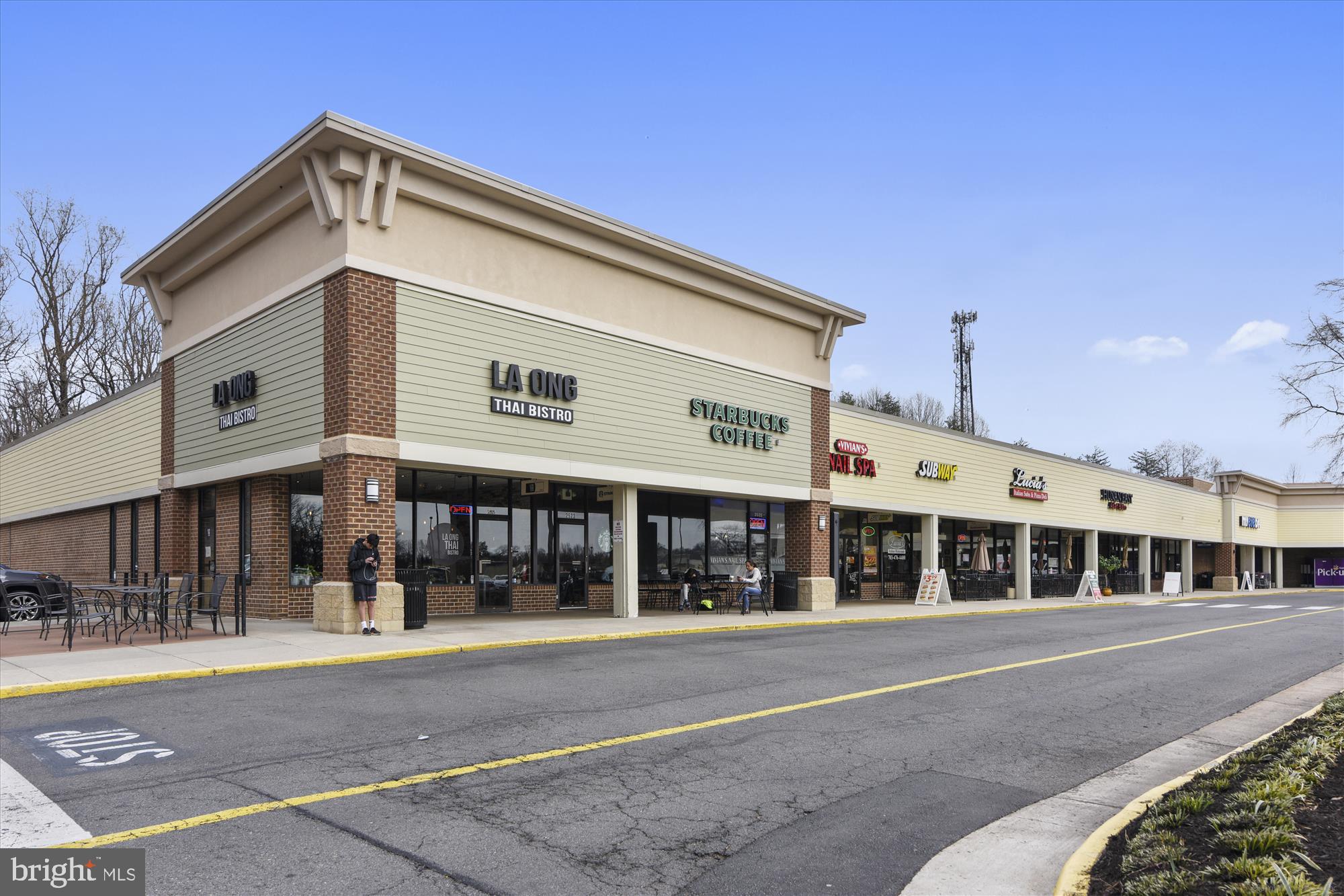 2613 Mountain Laurel Place Reston, VA 20191 - Photo 41 of 78 a front view of school