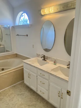 $3,000 | 6137 Bradford Hills Drive, Nashville, TN 37211
