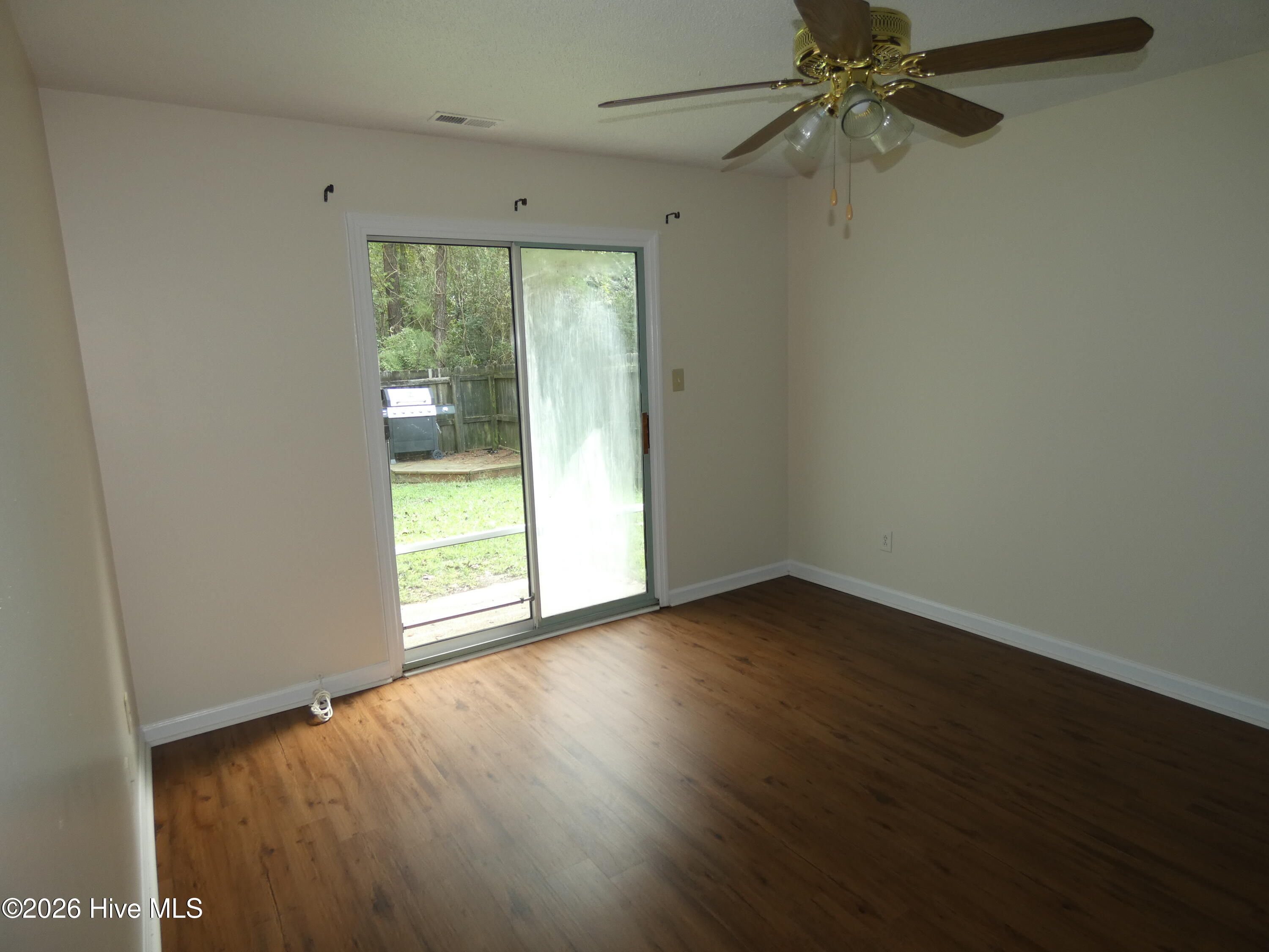 3050 Foxhorn Road Jacksonville, NC 28546 - Photo 14 of 20 14