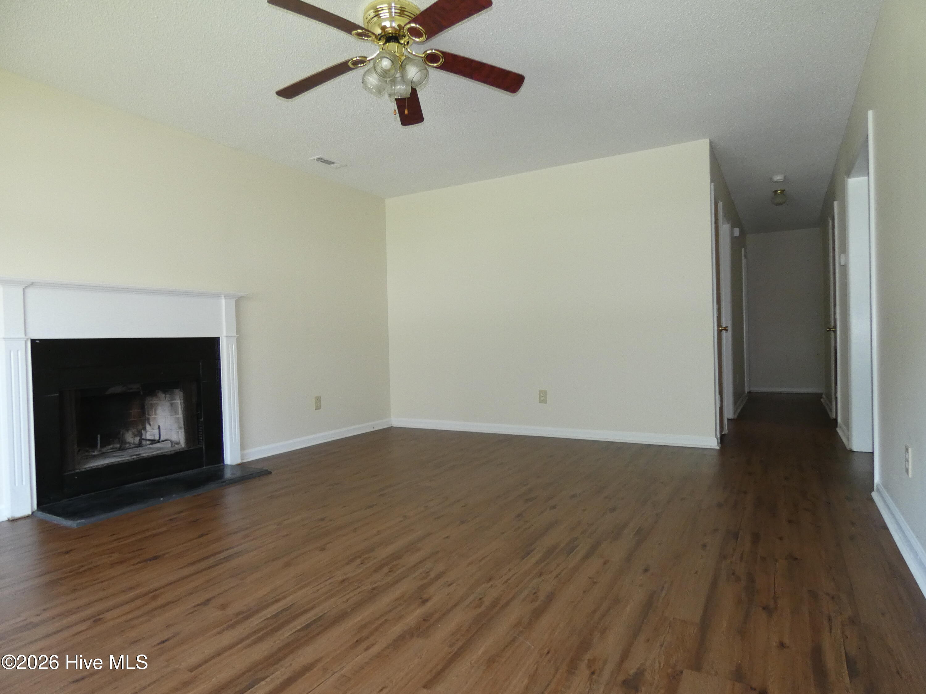 3050 Foxhorn Road Jacksonville, NC 28546 - Photo 3 of 20 3