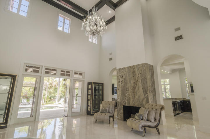 502 Bald Eagle Drive Jupiter, FL 33477 - Photo 10 of 85 10