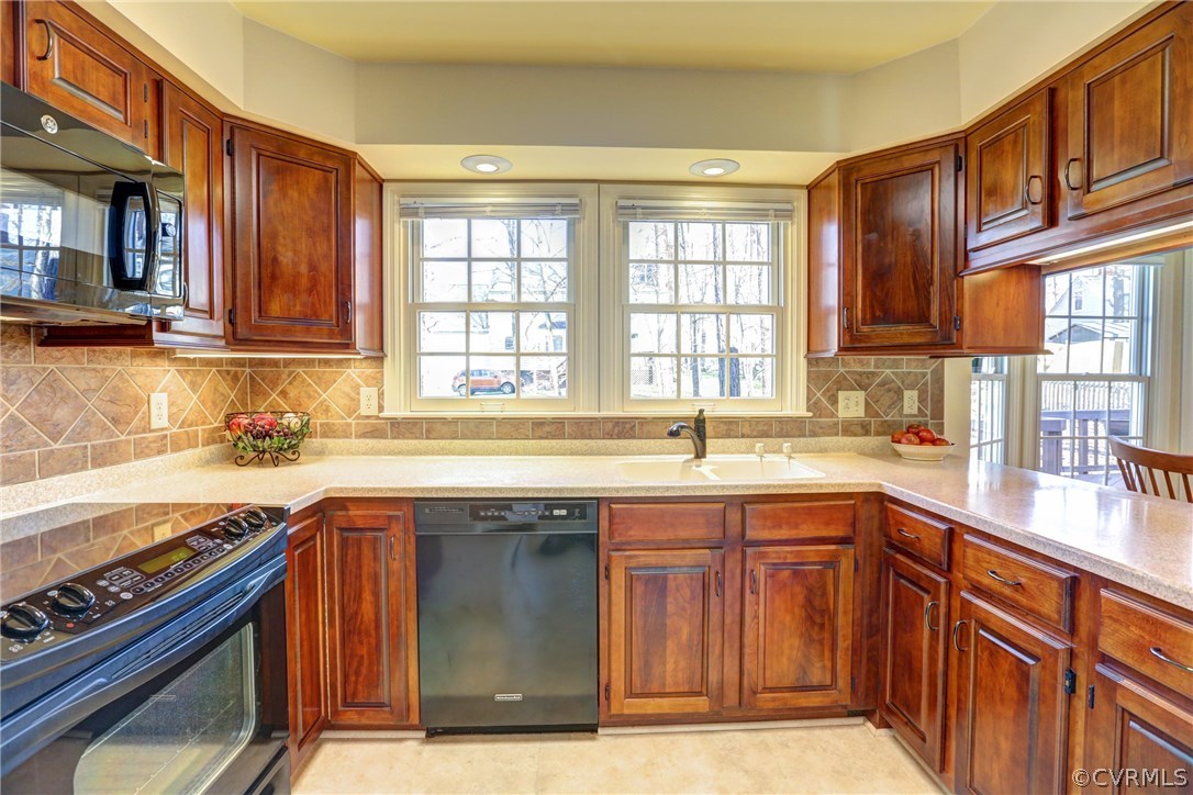 2004 Stoneheather Road Henrico, VA 23238 - Photo 13 of 32 Gallery Image 13