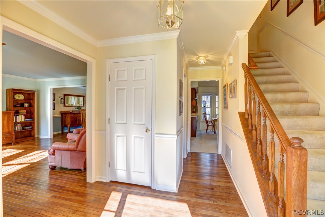 2004 Stoneheather Road Henrico, VA 23238 - Photo 4 of 32 Gallery Image 4