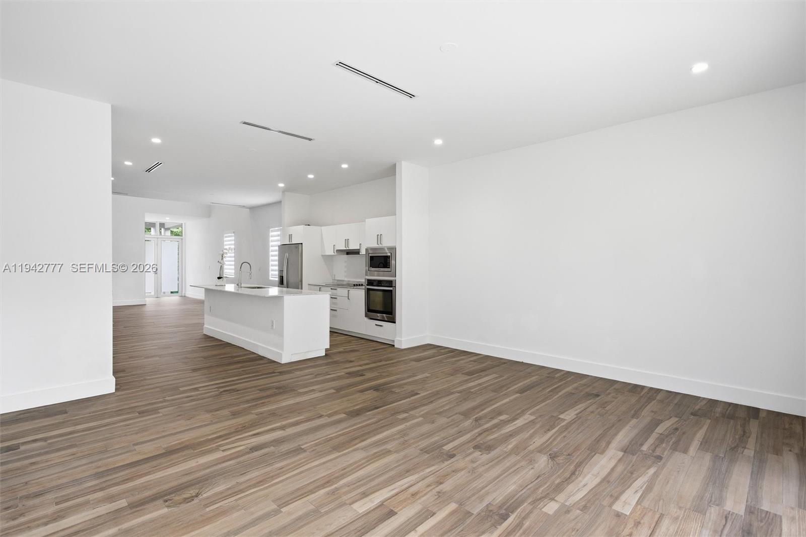 2852 Southwest 32nd Court, Unit 2852 Miami, FL 33133 - Photo 17 of 50