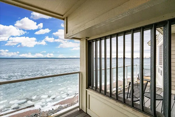 $337,500 | 2100 East Water Street, Unit W307, Duluth, MN 55812