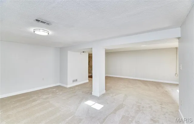 $269,900 | 85 Country Life Drive, O'Fallon, MO 63366