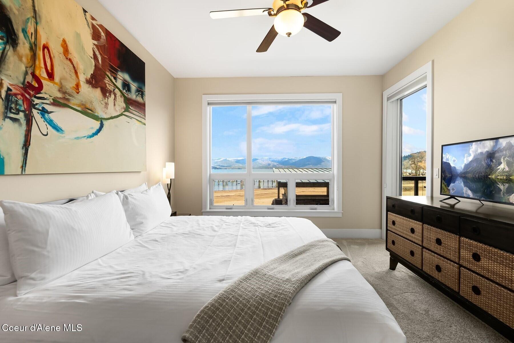 412 Sandpoint Avenue, Unit 131 Sandpoint, ID 83864 - Photo 14 of 36 Master Suite