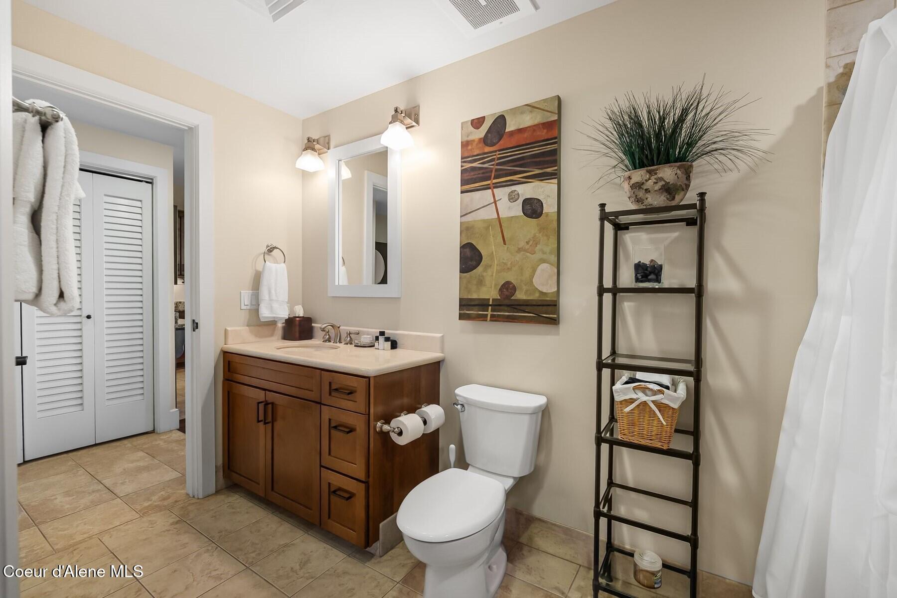 412 Sandpoint Avenue, Unit 131 Sandpoint, ID 83864 - Photo 25 of 36 Guest Bathroom