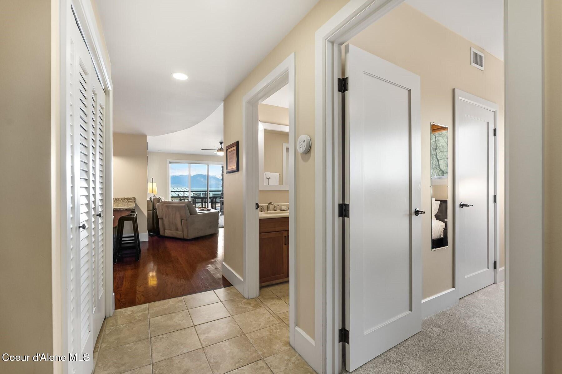 412 Sandpoint Avenue, Unit 131 Sandpoint, ID 83864 - Photo 27 of 36 Entry Hallway to Living area