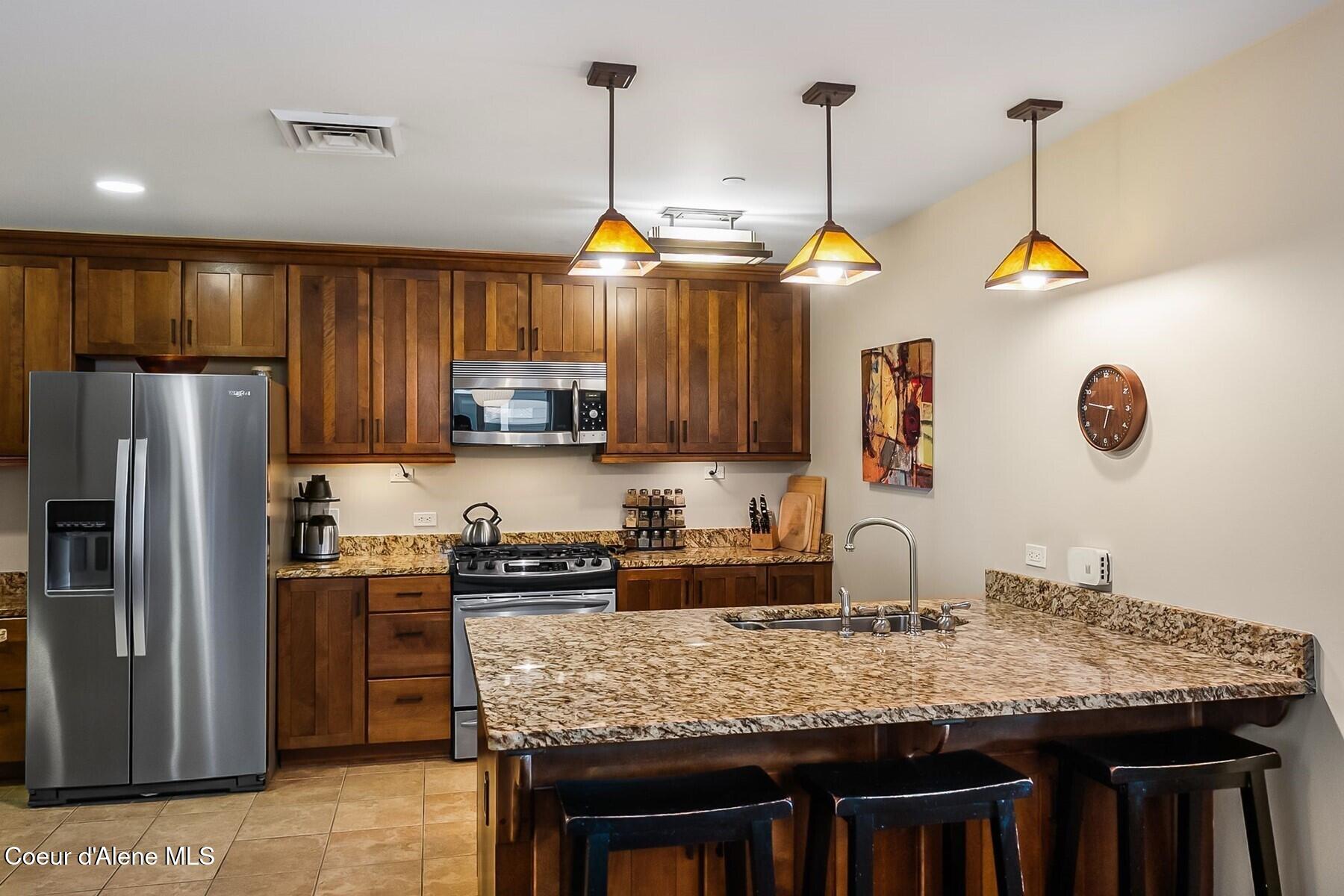 412 Sandpoint Avenue, Unit 131 Sandpoint, ID 83864 - Photo 7 of 36 Kitchen