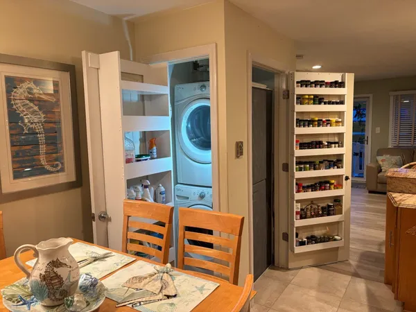 $750,000 | 318 East Hollywood Avenue, Unit 1, Wildwood Crest, NJ 08260