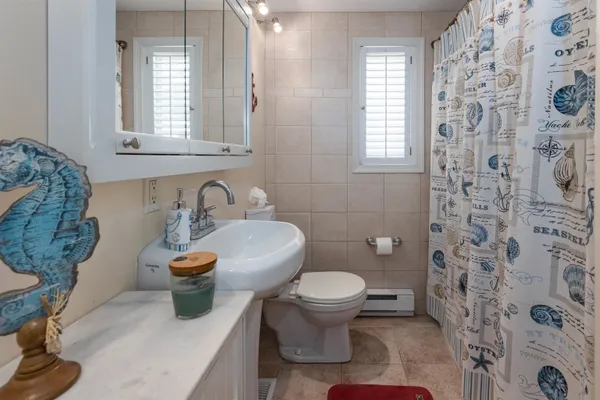 $750,000 | 318 East Hollywood Avenue, Unit 1, Wildwood Crest, NJ 08260