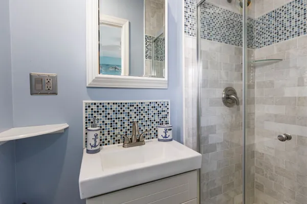 $750,000 | 318 East Hollywood Avenue, Unit 1, Wildwood Crest, NJ 08260