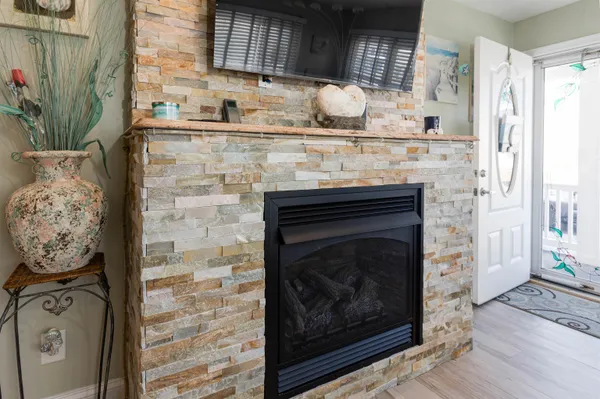 $750,000 | 318 East Hollywood Avenue, Unit 1, Wildwood Crest, NJ 08260