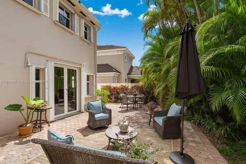 $884,500 | 8523 Southwest 139th Terrace, Palmetto Bay, FL 33158