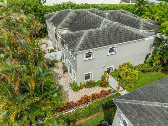 $875,000 | 8523 Southwest 139th Terrace, Palmetto Bay, FL 33158