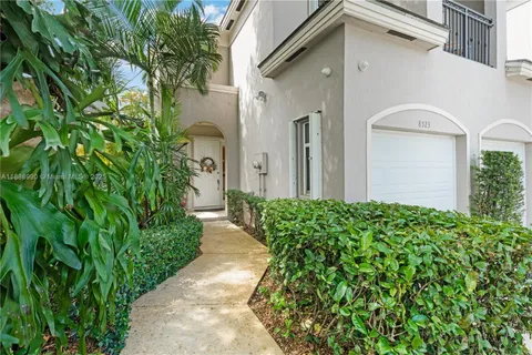 $884,500 | 8523 Southwest 139th Terrace, Palmetto Bay, FL 33158