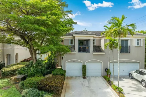 $884,500 | 8523 Southwest 139th Terrace, Palmetto Bay, FL 33158