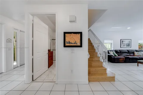 $884,500 | 8523 Southwest 139th Terrace, Palmetto Bay, FL 33158