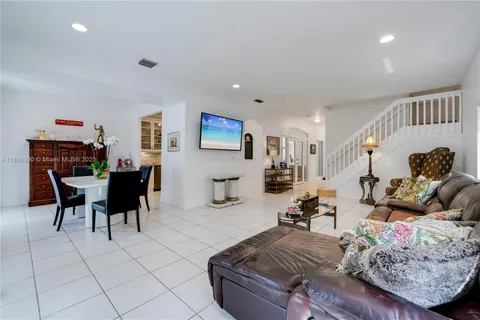 $884,500 | 8523 Southwest 139th Terrace, Palmetto Bay, FL 33158