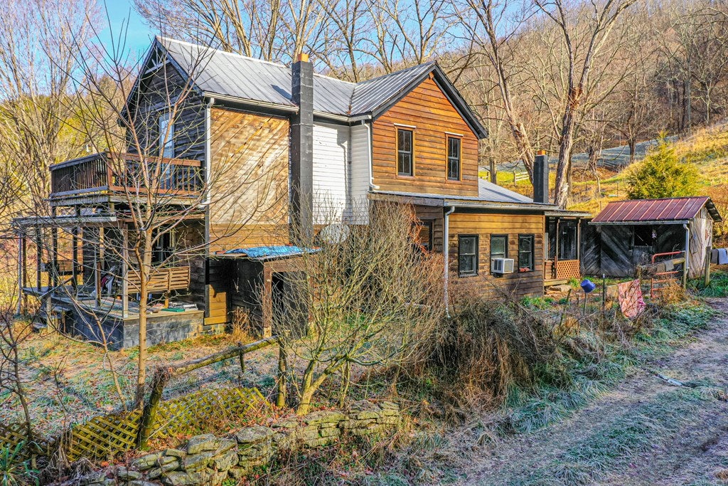 245 J Yates Road Lebanon, VA 24266 - Photo 4 of 74 Gallery Image 4