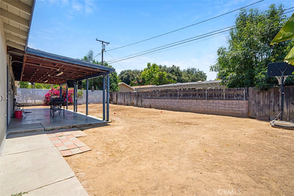 3076 Ronald Street Riverside, CA 92506 - Photo 22 of 26 a view of a backyard