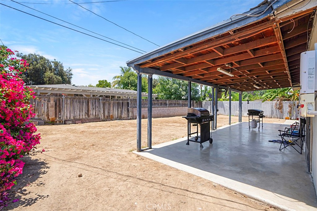 3076 Ronald Street Riverside, CA 92506 - Photo 26 of 26 a view of a backyard with sitting area