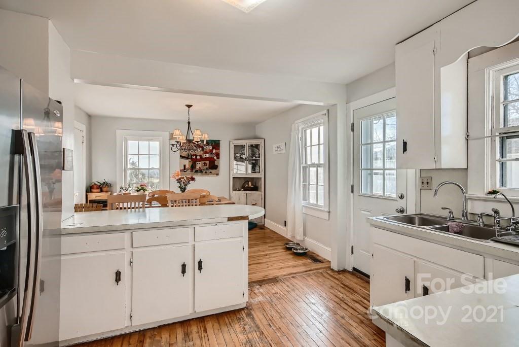 349 Longview Road Statesville, NC 28625 - Photo 9 of 30 Gallery Image 9