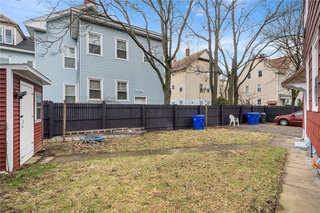 48 Kossuth Street Pawtucket, RI 02860 - Photo 38 of 44